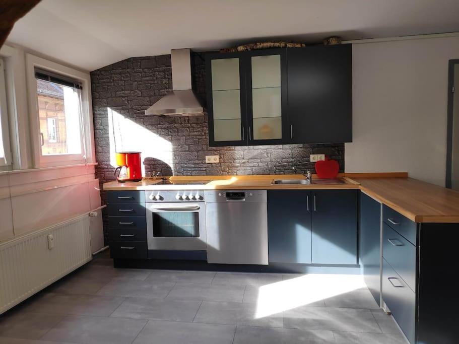 טריברג Grosse 130 M2 Gemuetliche Wohnung Im Herzen Tribergs מראה חיצוני תמונה